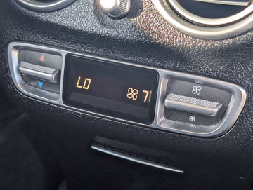 Mercedes-Benz E 400 d T-Modell Avantgarde 1. Hand. 4x4. AHK Vorschaubild 19