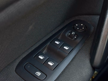 Peugeot 308 Allure PANO. NAVI. Kamera. Keyless Vorschaubild 14