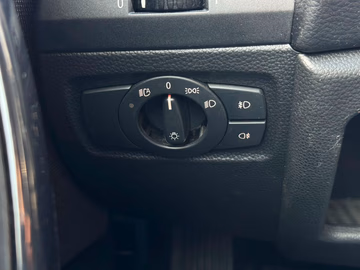 BMW 118d Advantage AUT. XENON. SHZ. PDC Vorschaubild 14