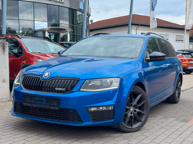 Skoda Octavia RS 4x4. DSG. NAVI. AHK. KESSY. SHZ Baujahr 2016 (126.800 km, Diesel, 184 PS) - Gebrauchtwagen bei Autohaus Dörrschuck Mainz