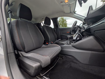 Peugeot 208 Active Business NAVI. PDF. BT Vorschaubild 15