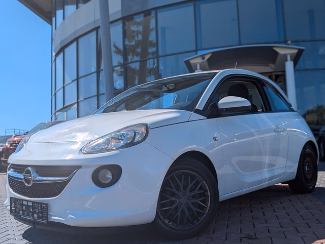 Opel Adam 1.2 Essentia BT. USB. Berganfahrassist Baujahr 2013 (74.600 km, Benzin, 69 PS) - Gebrauchtwagen bei Autohaus Dörrschuck Mainz