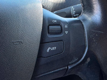 Peugeot 2008 Allure PureTech. NAVI. KAMERA. AUTOMATIK Vorschaubild 10