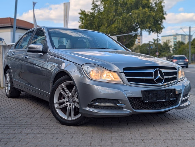 Mercedes-Benz C 180 CDI Classic NAVI. PDC. AUTOMATIK Baujahr 2012 (132.100 km, Diesel, 120 PS) - Gebrauchtwagen bei Autohaus Dörrschuck Mainz