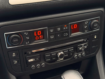 Citroën C5 Confort NAVI. BT. AUTOMATIK. PDF Vorschaubild 14