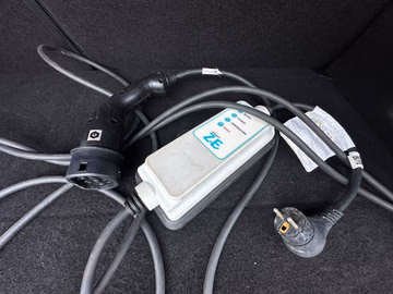 Renault Captur E-TECH Plug-In 160 Intens Vorschaubild 7