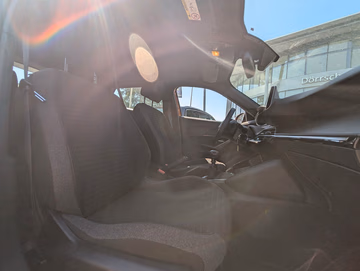 Peugeot 2008 Active Pack. LED. Kamera. KLIMA Vorschaubild 11