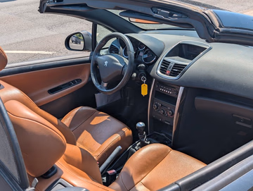 Peugeot 207 CC Cabrio Sitzh. Leder. Vorschaubild 7