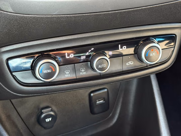 Opel Crossland 1.2T Elegance. LED. DAB. KLIMAAUT Vorschaubild 22