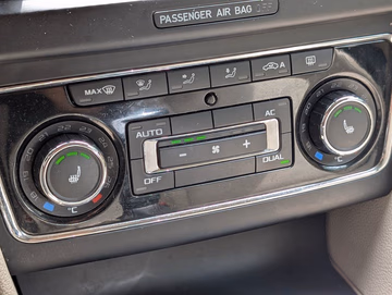 Skoda Superb Elegance DSG. NAVI. XENON. SHZ Vorschaubild 30