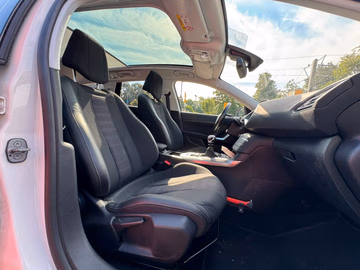 Peugeot 308 Allure PANO. NAVI. Kamera. Keyless Vorschaubild 10