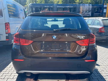 BMW X1 xDrive18d Aut. 4x4. SHZ. PDC. Klima Vorschaubild 6