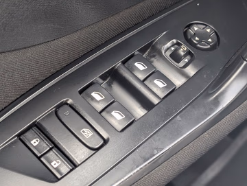 Peugeot 308 PureTech 130 Active Pack. NAVI. LED. DAB Vorschaubild 20