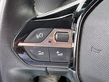 Peugeot 208 Allure PureTech 100. LED. PDC. AUTOM.KLIMA Vorschaubild 21