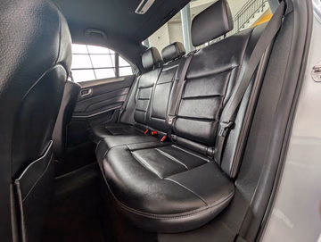 Mercedes-Benz E200 Avantgarde Leder LED PDC Navi ab 149€/Monat Vorschaubild 9