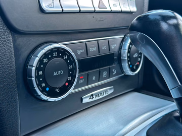 Mercedes-Benz C 350 Avantgarde AMG 4x4. PANO. NAVI. AHK Vorschaubild 22