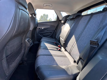 Peugeot 3008 Allure NAVI. KAMERA. PDC. KEYLESS Vorschaubild 7