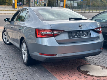 Skoda Superb Ambition *DSG*AHK schwenkbar*NAVI*XENON Vorschaubild 5