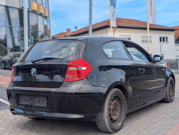 BMW 116i Advantage. 1.Hand. SHZ. PDC. KLIMA CARPLAY Vorschaubild 5