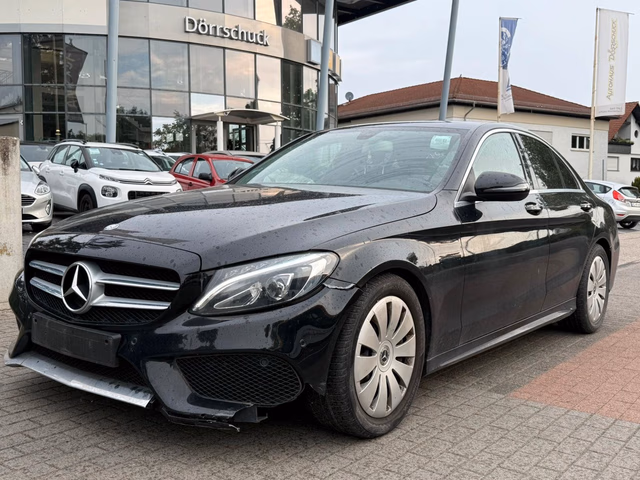 Mercedes-Benz C 180 d AMG Line NAVI. LED. SPORT. AUTOMATIK Baujahr 2016 (170.100 km, Diesel, 116 PS) - Gebrauchtwagen bei Autohaus Dörrschuck Mainz