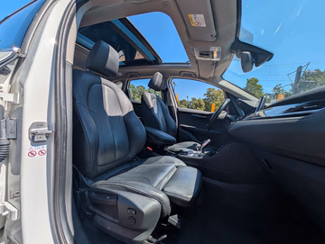 BMW 220d Luxury Line PANO. NAVI. SHZ. PDC Vorschaubild 10