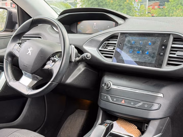 Peugeot 308 Allure Pack EAT8. NAVI. LED. ACC. Kamera Vorschaubild 16