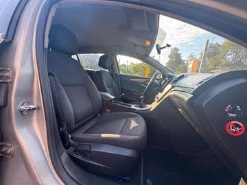 Opel Insignia ST Edition NAVI. PDC. BT. KLIMA Vorschaubild 8