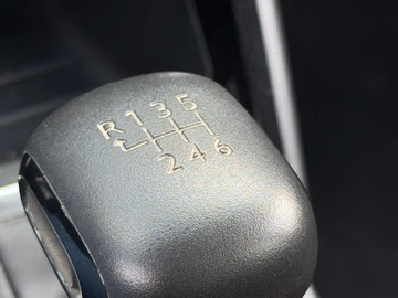 Peugeot 208 Active NAVI. LED. PDF Vorschaubild 26
