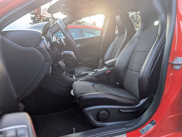 Mercedes-Benz GLA 180 AMG Line. LED. NAVI. Kamera. Keyless Vorschaubild 13