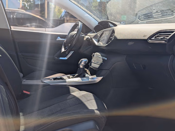 Peugeot 308 SW Allure PANO. NAVI. Kamera. LED Vorschaubild 8