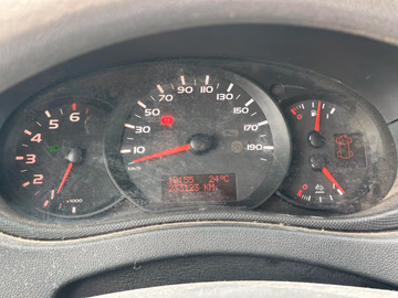 Renault MASTER FG F3300 L2H2 2.3 DCI 130CH GRAND CONFORT Vorschaubild 15