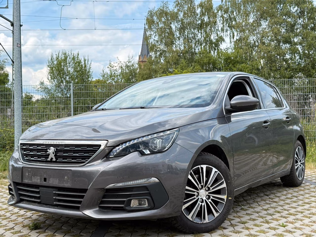 Peugeot 308 Allure Pack EAT8. NAVI. LED. ACC. Kamera Baujahr 2021 (104.400 km, Benzin, 131 PS) - Gebrauchtwagen bei Autohaus Dörrschuck Mainz
