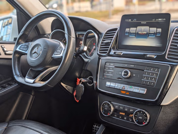 Mercedes-Benz GLE 350 d 4Matic AMG Line. PANO. 360°. AIRMATIC Vorschaubild 15