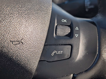 Peugeot 2008 PureTech Signature AT. PDC. 1.Hand Vorschaubild 18