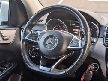 Mercedes-Benz GLE 350 d 4Matic AMG Line. PANO. 360°. AIRMATIC Vorschaubild 16