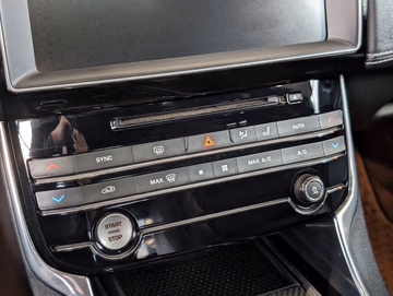 Jaguar XE 25t R-Sport AWD KAMERA Sitzheiz. PANORAMA Vorschaubild 17