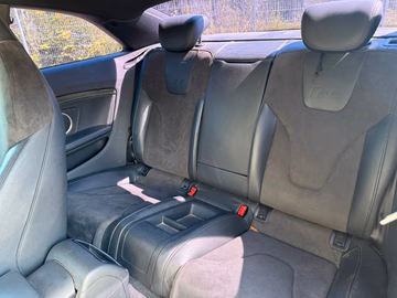 Audi S5 Coupé quattro V8. MANUELL. NAVI. AHK. SHZ Vorschaubild 10