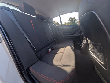 BMW 120d Sport Line NAVI. XENON. PDC. 8-GANG Vorschaubild 14