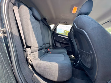BMW 220d Active Tourer Adv. 4x4. NAVI. AHK. SHZ Vorschaubild 11