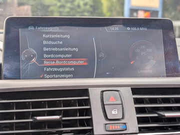 BMW M235 i  Cabrio Schaltwippen. Navi. RFK. Leder. Vorschaubild 35