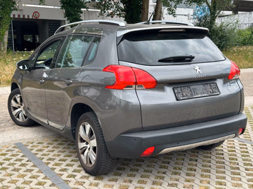 Peugeot 2008 Active PANO.NAVI.SHZ.BT Vorschaubild 5