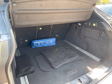Jaguar F-PACE D300 Portfolio AWD Black Pack ACC Vorschaubild 17