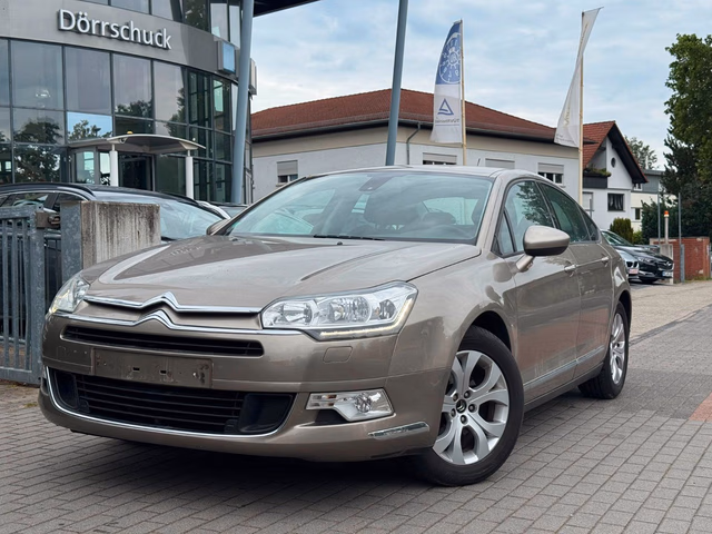 Citroën C5 Confort NAVI. BT. AUTOMATIK. PDF Baujahr 2015 (106.400 km, Benzin, 156 PS) - Gebrauchtwagen bei Autohaus Dörrschuck Mainz