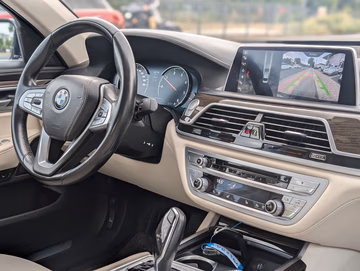 BMW 725d G11 Massage. Kamera. NAVI. 4-Zonen-Klima Vorschaubild 20