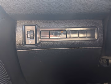 Peugeot 308 SW 1.5 Blue-HDi Active Business Automatik Vorschaubild 13