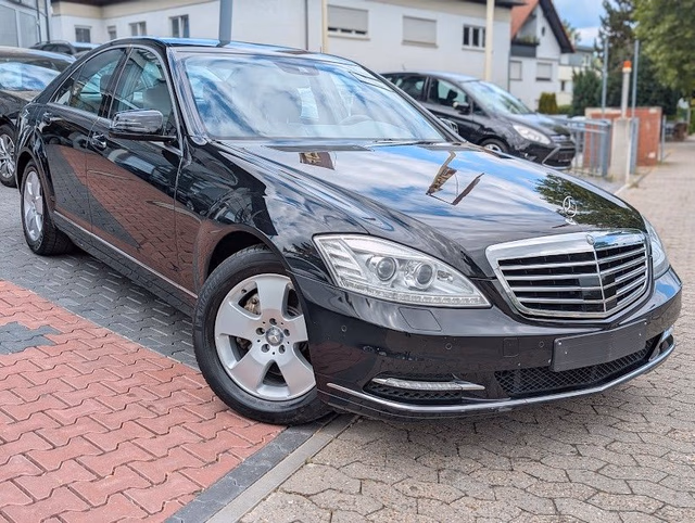 Mercedes-Benz S 350 BlueTec Bi-Xenon. Navi. Sitzh. Leder Baujahr 2013 (177.000 km, Diesel, 258 PS) - Gebrauchtwagen bei Autohaus Dörrschuck Mainz