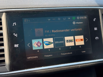 Peugeot 308 Allure PANO. NAVI. Kamera. Keyless Vorschaubild 24