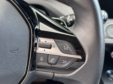 Peugeot 308 Active Pack AUTOMATIK. NAVI. LED. CARPLAY Vorschaubild 24