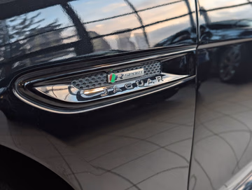 Jaguar XE 25t R-Sport AWD KAMERA Sitzheiz. PANORAMA Vorschaubild 23
