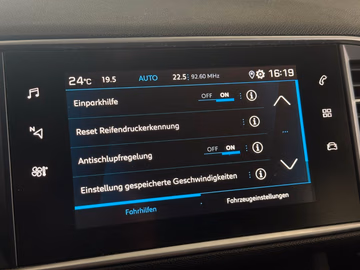 Peugeot 308 SW Active AUT NAVI ACC PDC KLIMA Vorschaubild 18